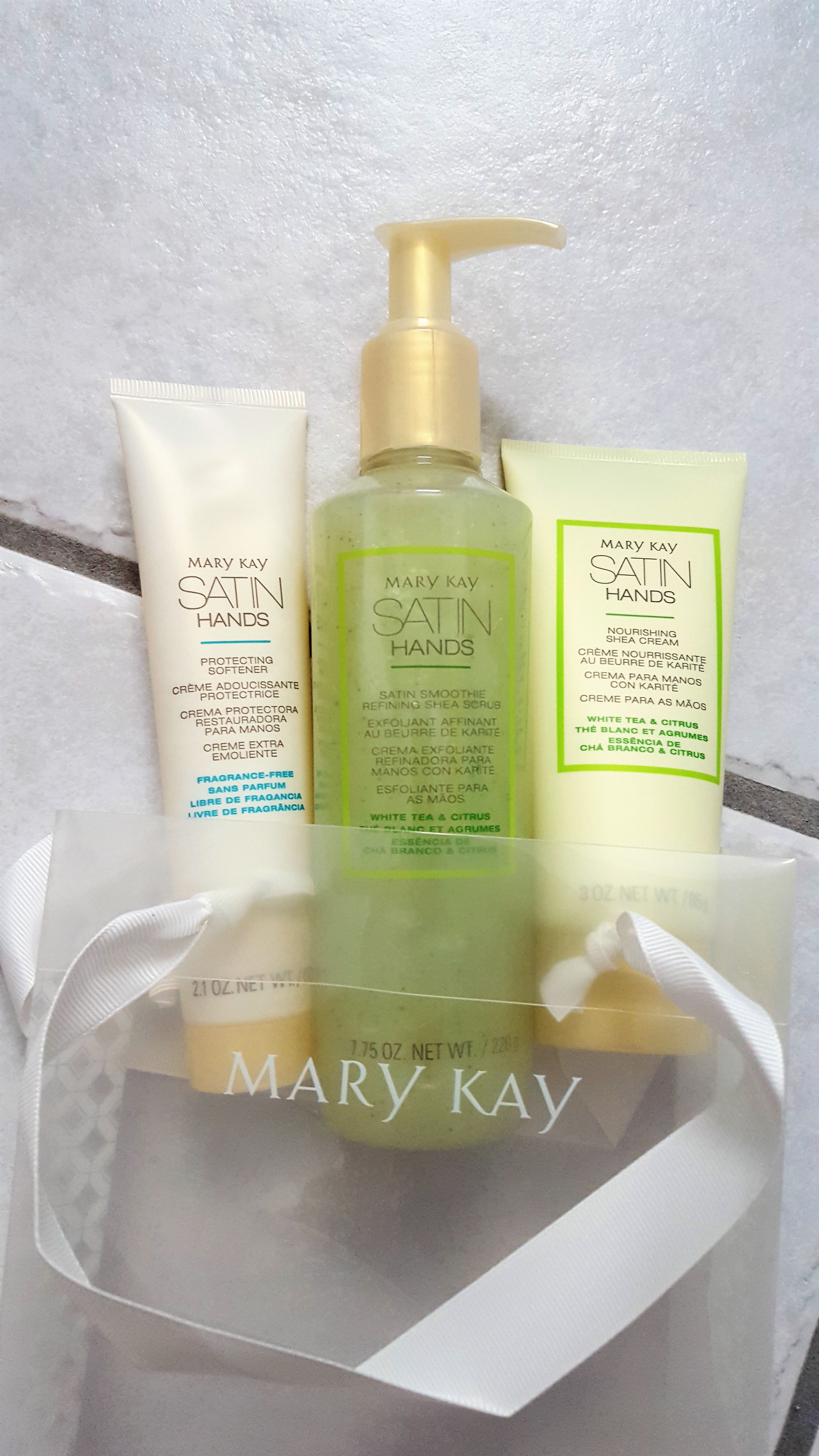 Mary Kay Satin Hands and Lip Sets - I'm Not a Beauty Guru